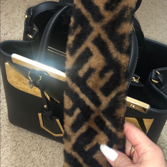 Sold ✨Fendi bag - Picture 7 of 8